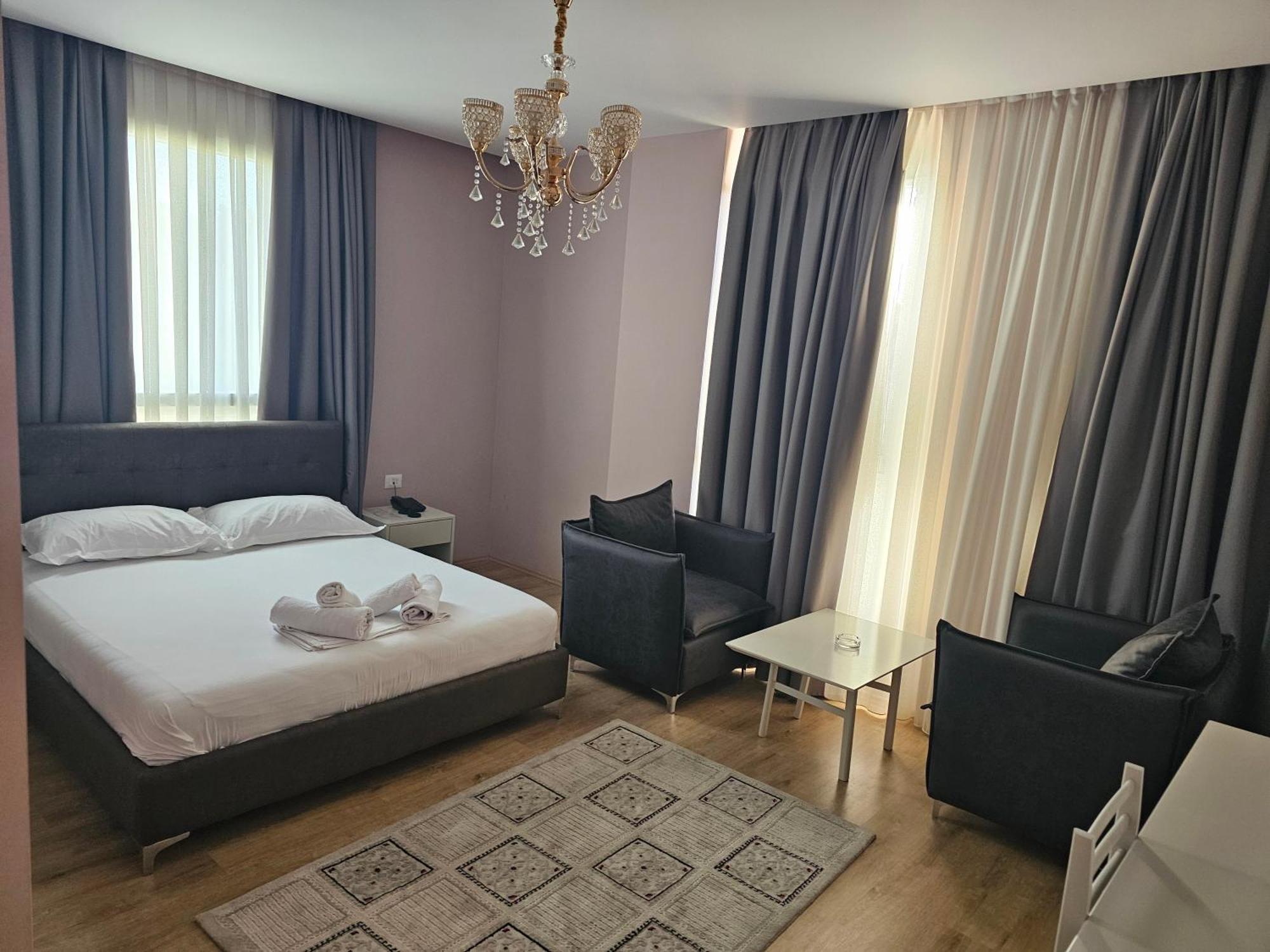 Hotel 3A Kashari Esterno foto